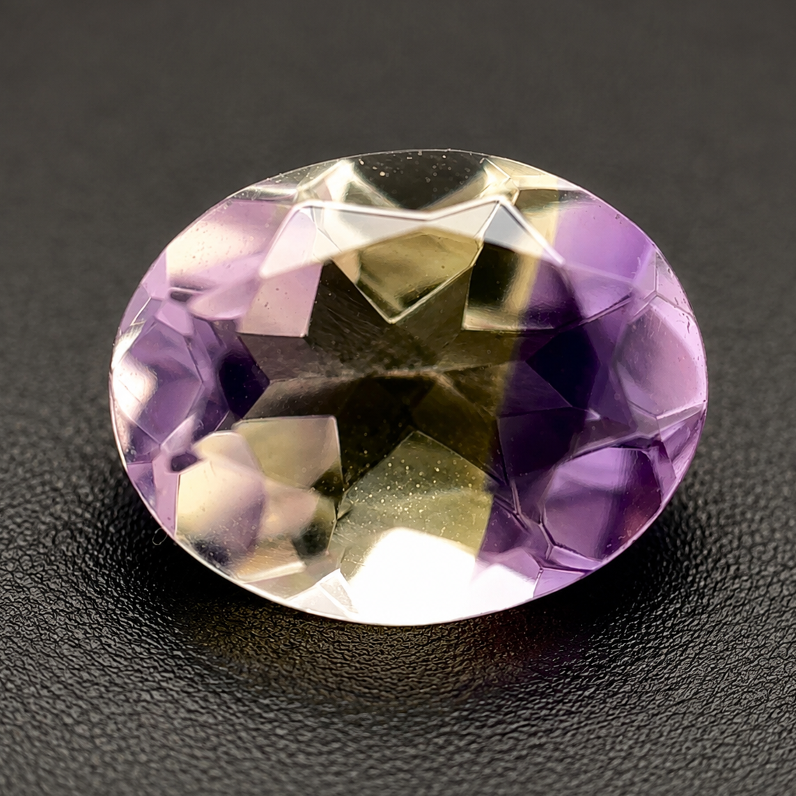 Ametista Bicolore Naturale Ovale 2.45ct – Pietra Preziosa per Gioielleria