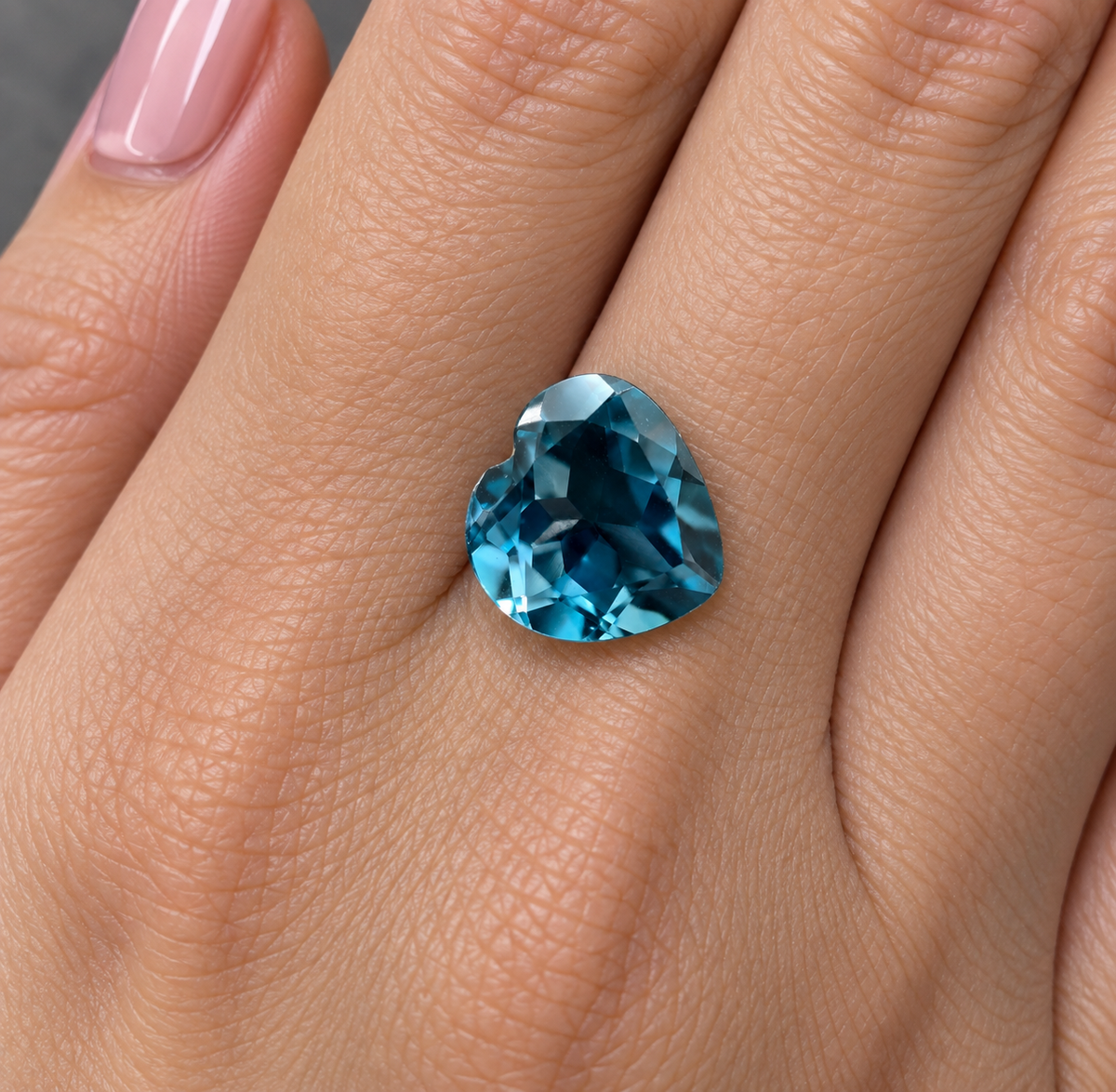 Topazio London Cuore 2.45ct – Pietra Preziosa per Gioielleria