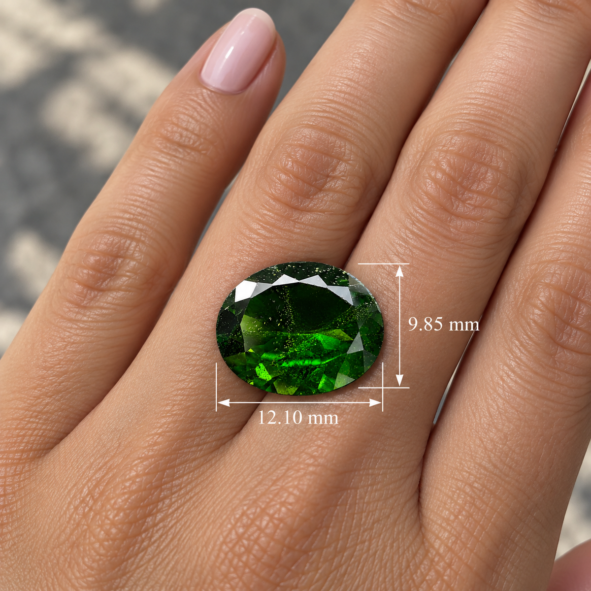 Cromodiopside Naturale Ovale 4.65ct – Gemma Verde Siberiana per Gioielleria