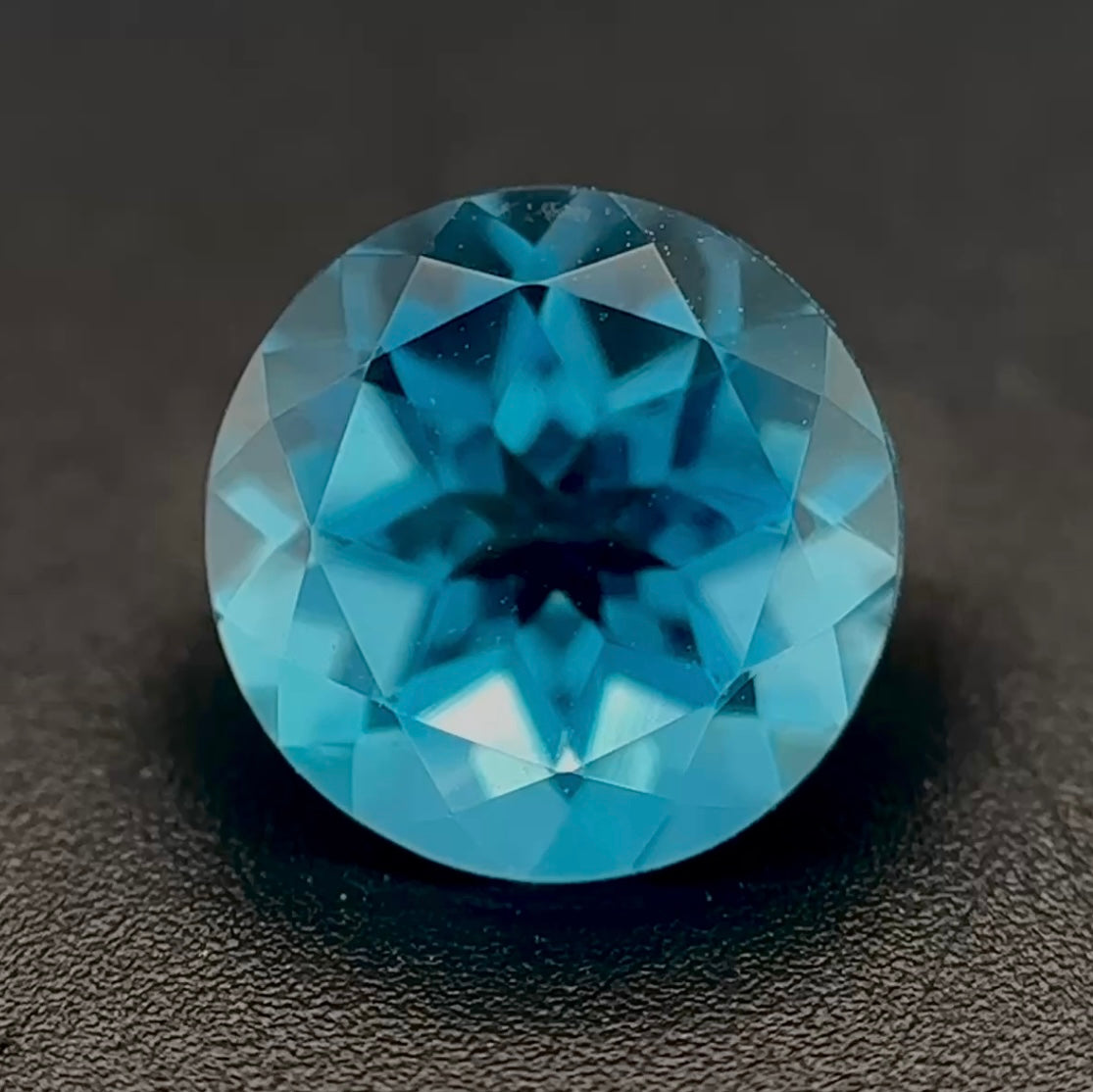 SWISS TOPAZ 🩵 CT 2.50