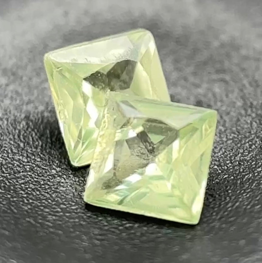 Zaffiro Verde Naturale Carrè 0.35ct – Pietra Preziosa per Alta Gioielleria