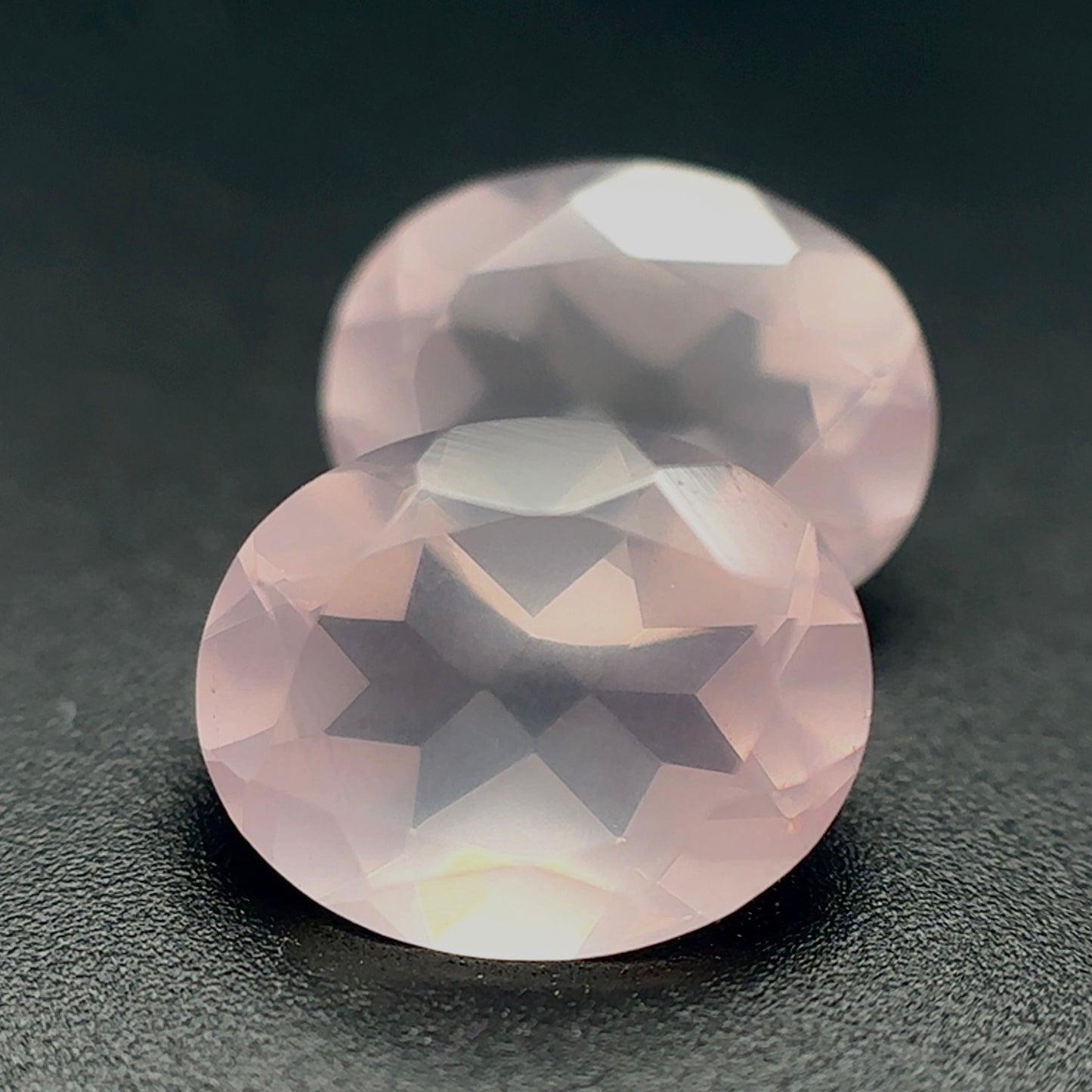 Quarzo Rosa Naturale Ovali 4.65ct – Pietra Sempreziosa per Gioielleria