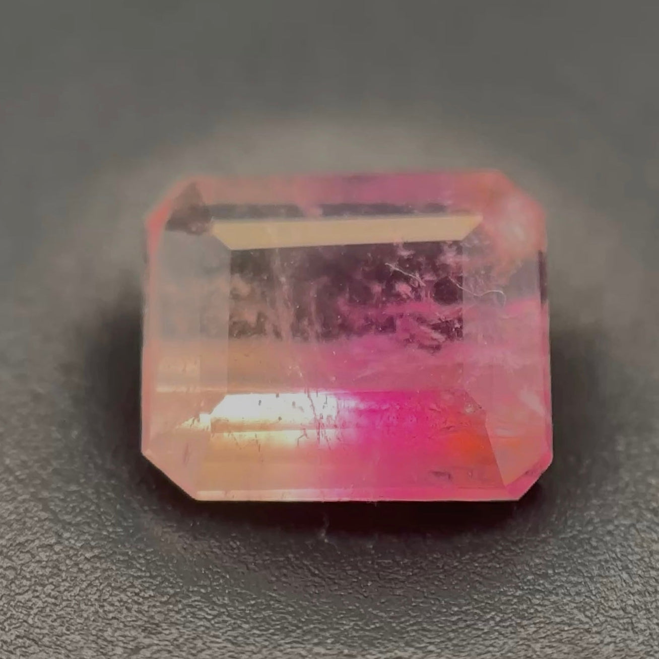 Tormalina Bicolore Ottagono 0.90ct – Pietra Preziosa per Gioielleria