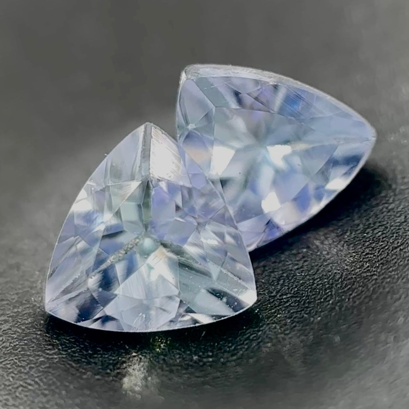 Tanzanite Naturale Unheat Trillion 1.10ct – Gemma Non Trattata per Gioielleria
