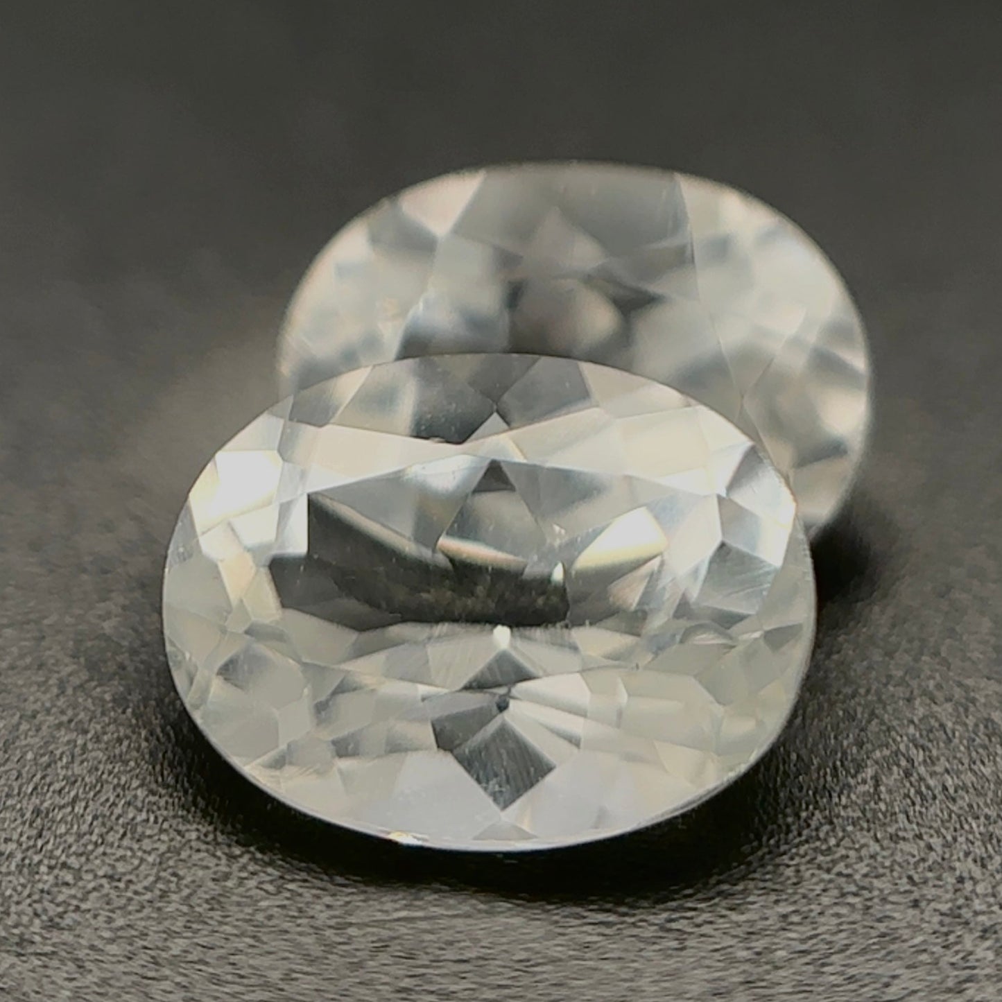 Topazio Bianco Naturale Ovali 3.00ct – Pietra Preziosa per Gioielleria