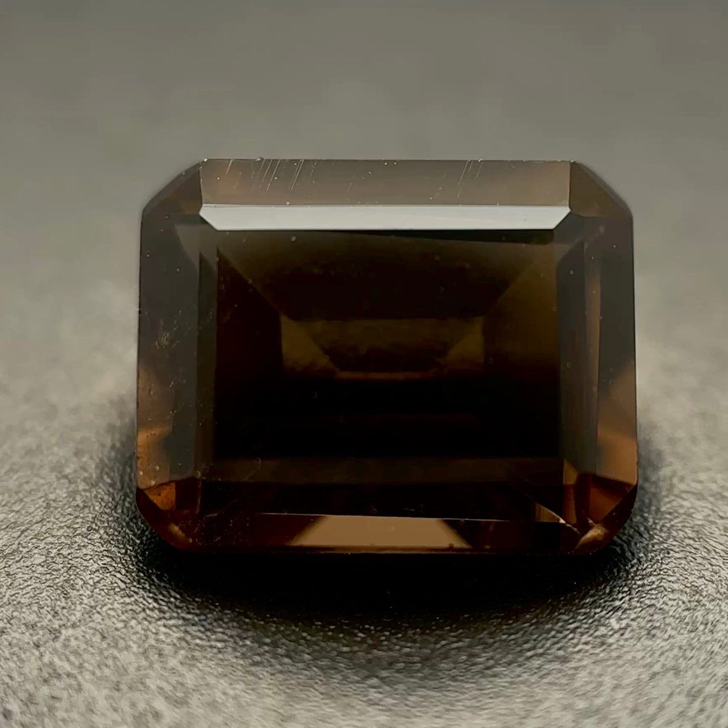 Quarzo Smoky Naturale Ottagono 2.25ct – Pietra Semipreziosa per Gioielleria