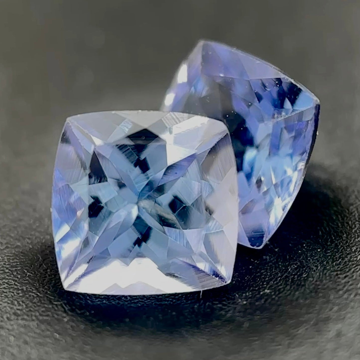 Tanzanite Naturale Unheat Cushion 1.25ct – Gemma Non Trattata per Gioielleria