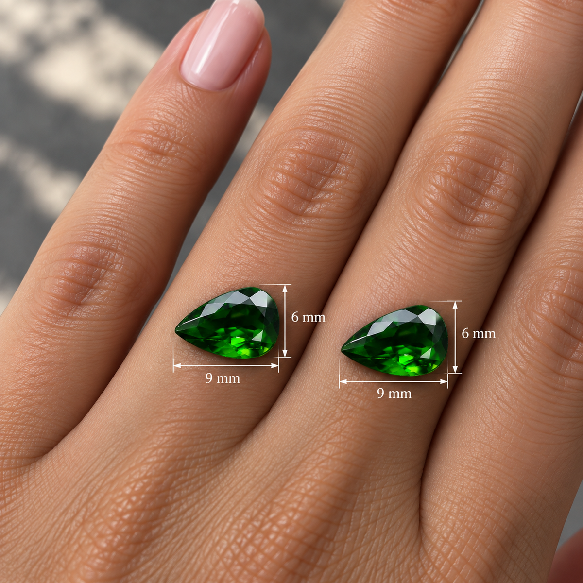 Cromodiopside Naturale Gocce 2.70ct – Gemma Verde Siberiana per Gioielleria
