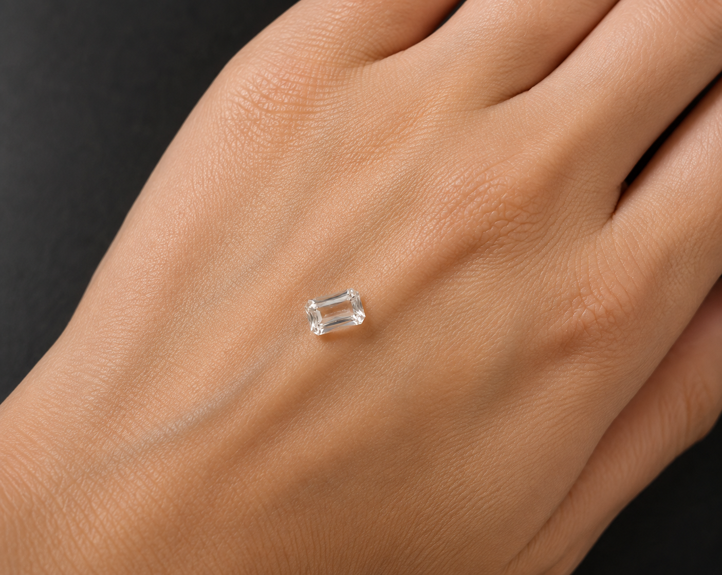 Danburite Naturale Ottagono 5.00ct – Gemma Rara per Gioielleria