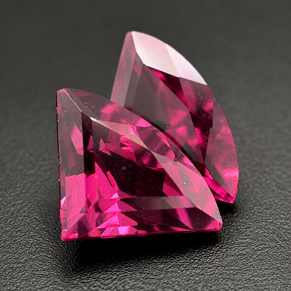 RHODOLITE 🩷 CT 2.50
