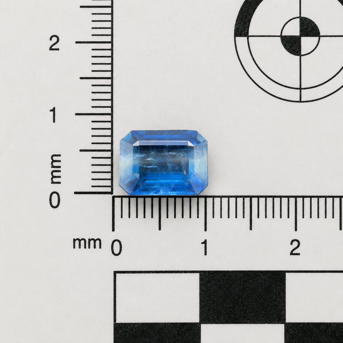 Kyanite Naturale Ottagono 2.90ct – Gemma Blu per Gioielleria