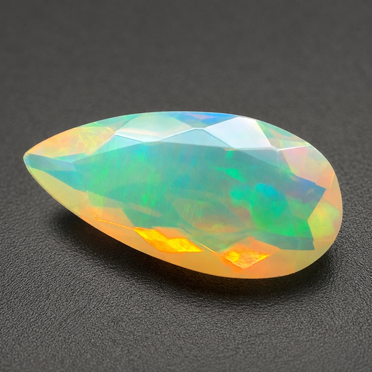 Opale Naturale Goccia 3.40ct – Gemma con Gioco di Colori per Gioielleria