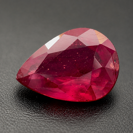 Rubino Naturale Goccia 1.20ct – Pietra Preziosa di Alta Qualità