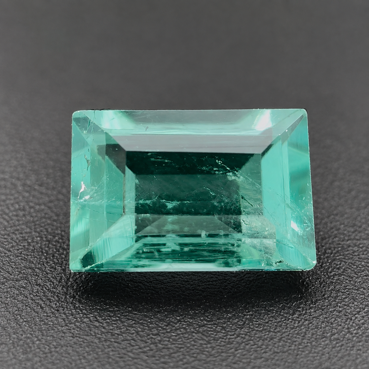 Tormalina Seafoam Baguette 0.65ct – Pietra Preziosa per Gioielleria