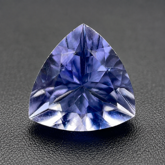 Iolite Naturale Trillion 1.55ct – Gemma Viola Pleocroica per Gioielleria