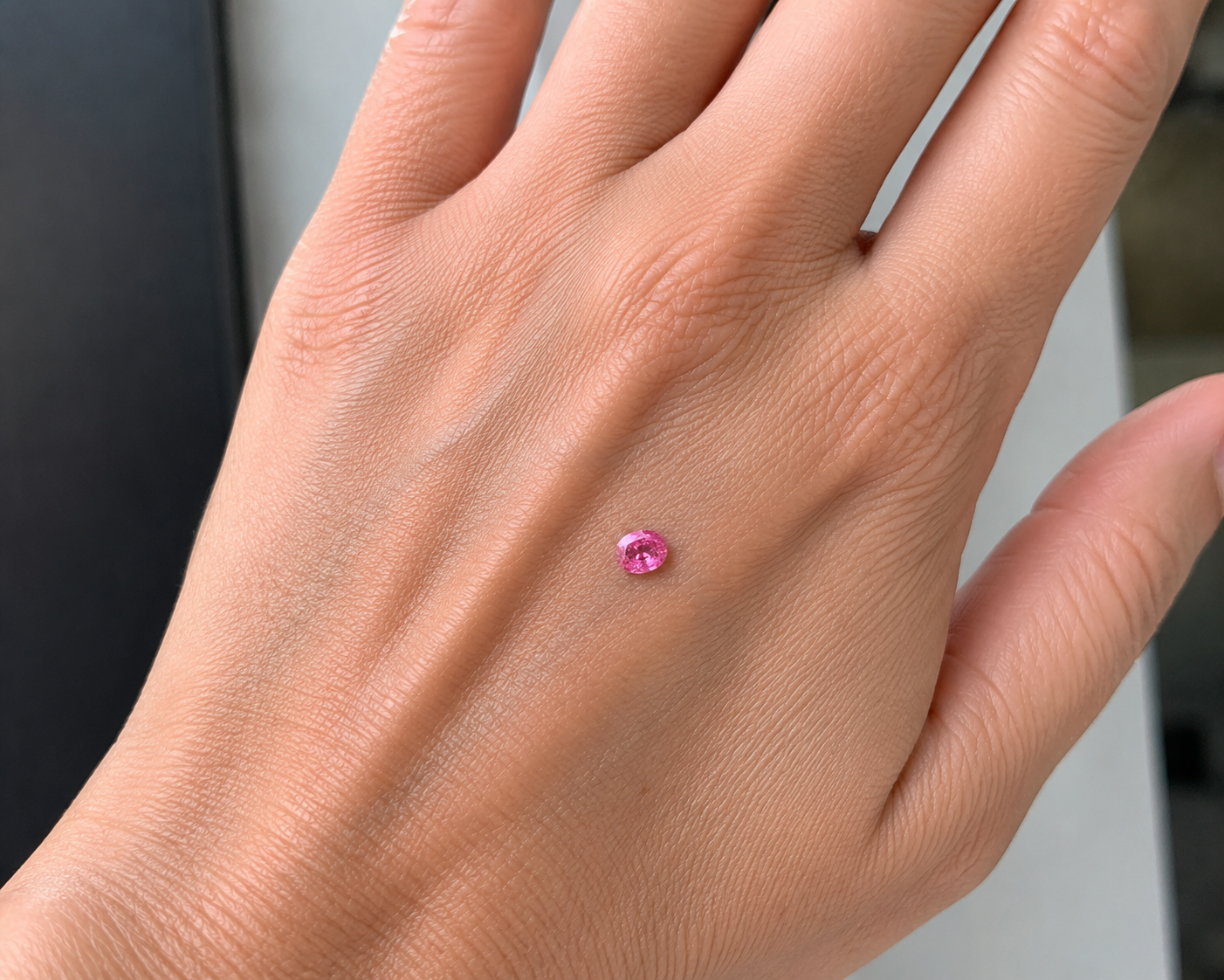 Granato Malaya Naturale Ovale 0.95ct – Gemma Rara per Gioielleria