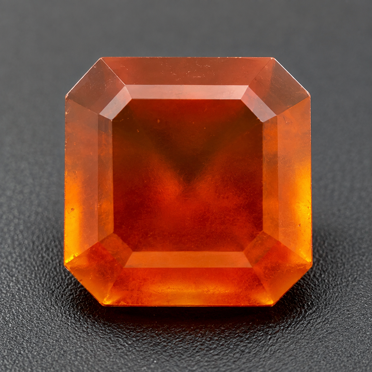 Spessartite Naturale Ottagono 1.90ct – Granato Arancio per Alta Gioielleria