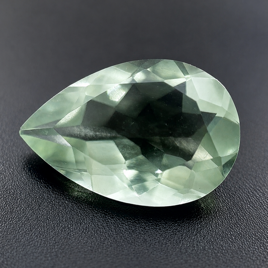 Praseolite Naturale Goccia 4.90ct – Quarzo Verde per Gioielleria