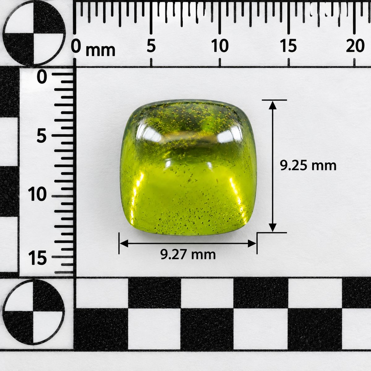 Peridot Naturale Cushion Cabochon 4.25ct – Pietra Preziosa Verde per Gioielleria