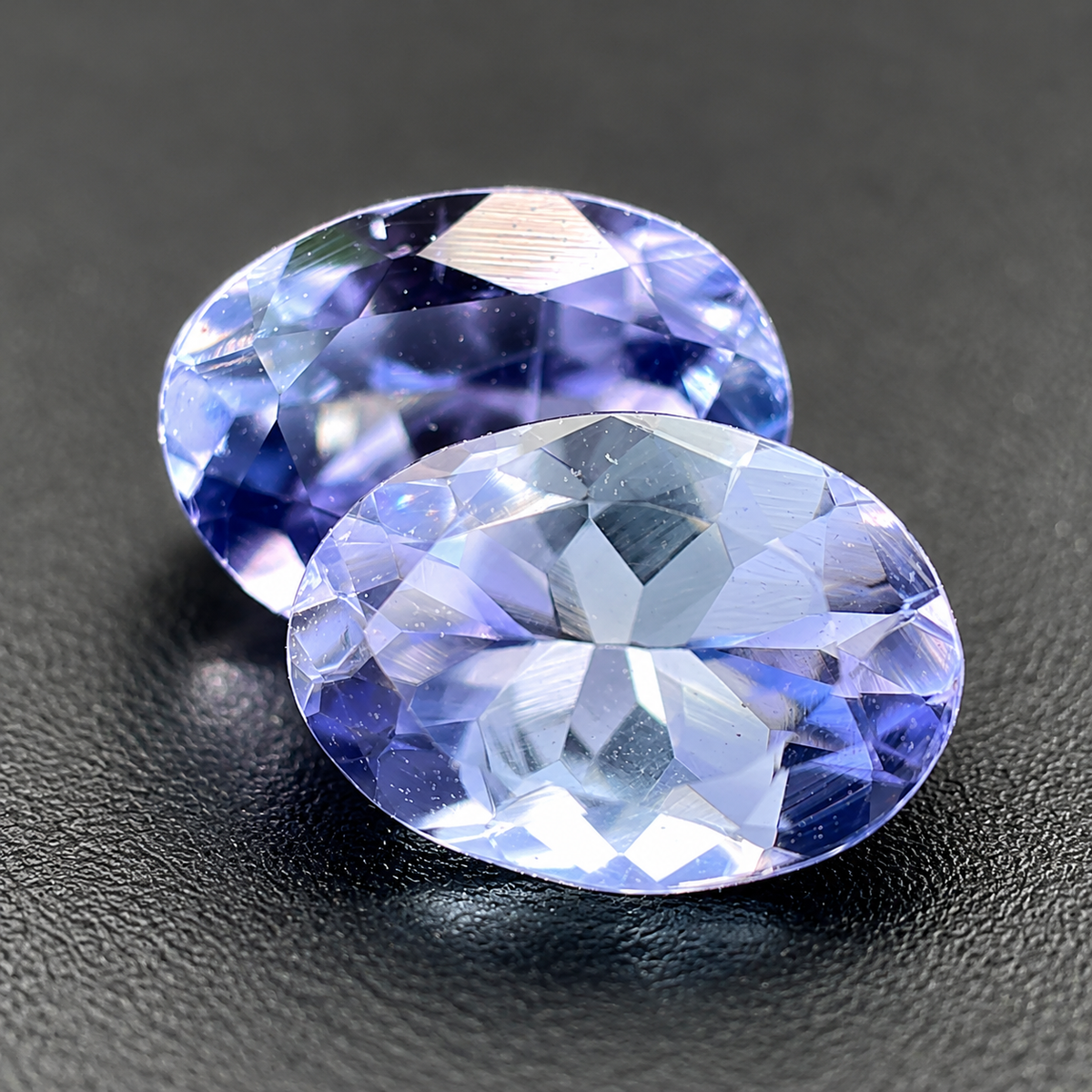 Tanzanite Naturale Unheat Ovali 1.60ct – Gemma Non Trattata per Gioielleria