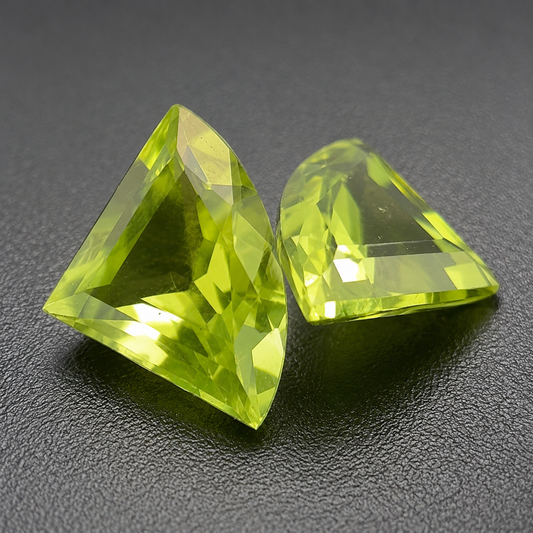 Peridot Naturale Ventagli 2.15ct – Pietra Preziosa Verde per Gioielleria