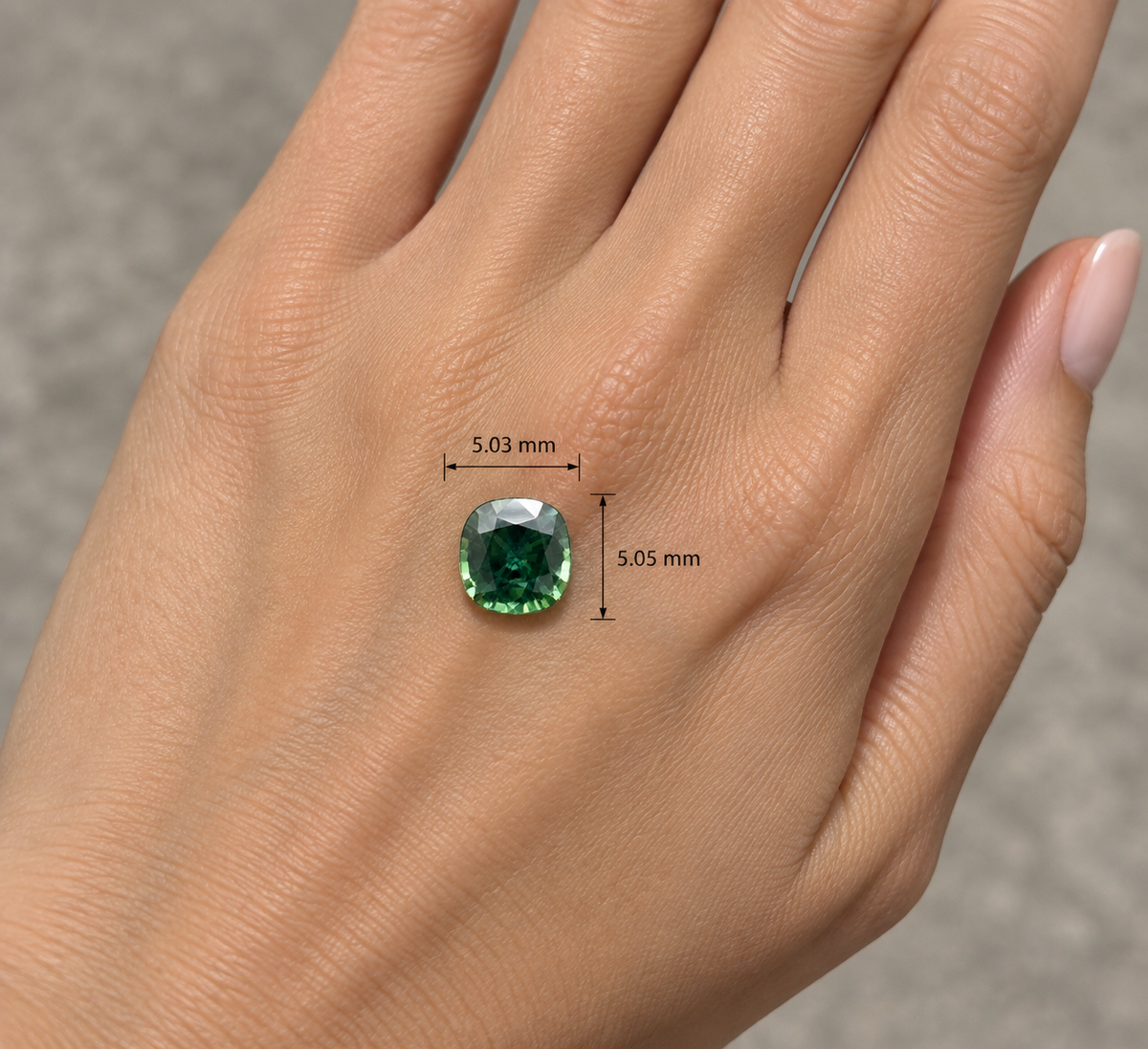 Zaffiro Verde Naturale Cushion 0.80ct – Pietra Preziosa per Alta Gioielleria