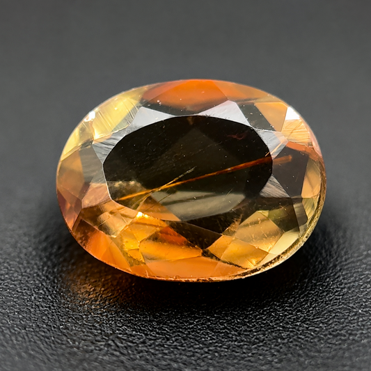 Andalusite Naturale Ovale 0.70ct – Gemma Pleocroica Rara per Gioielleria