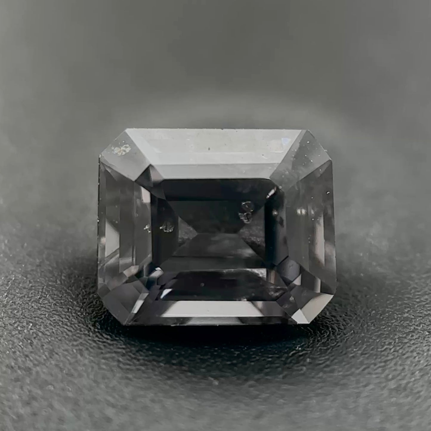 SPINELLO GRIGIO 🩶 CT 0.95