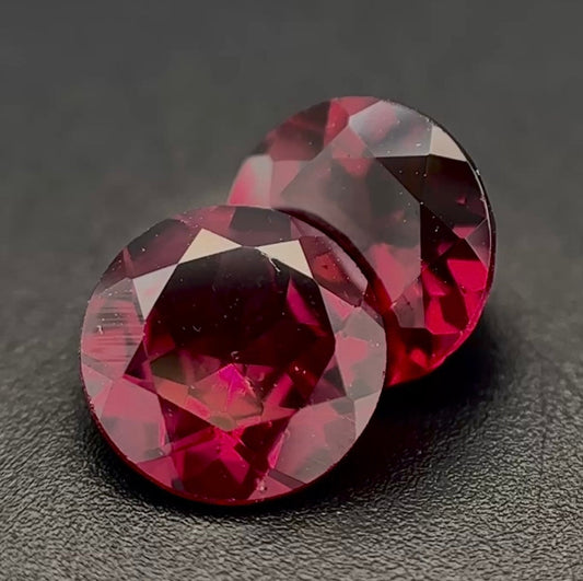 Rodolite Naturale Tondi 2.70ct – Granato Porpora per Alta Gioielleria