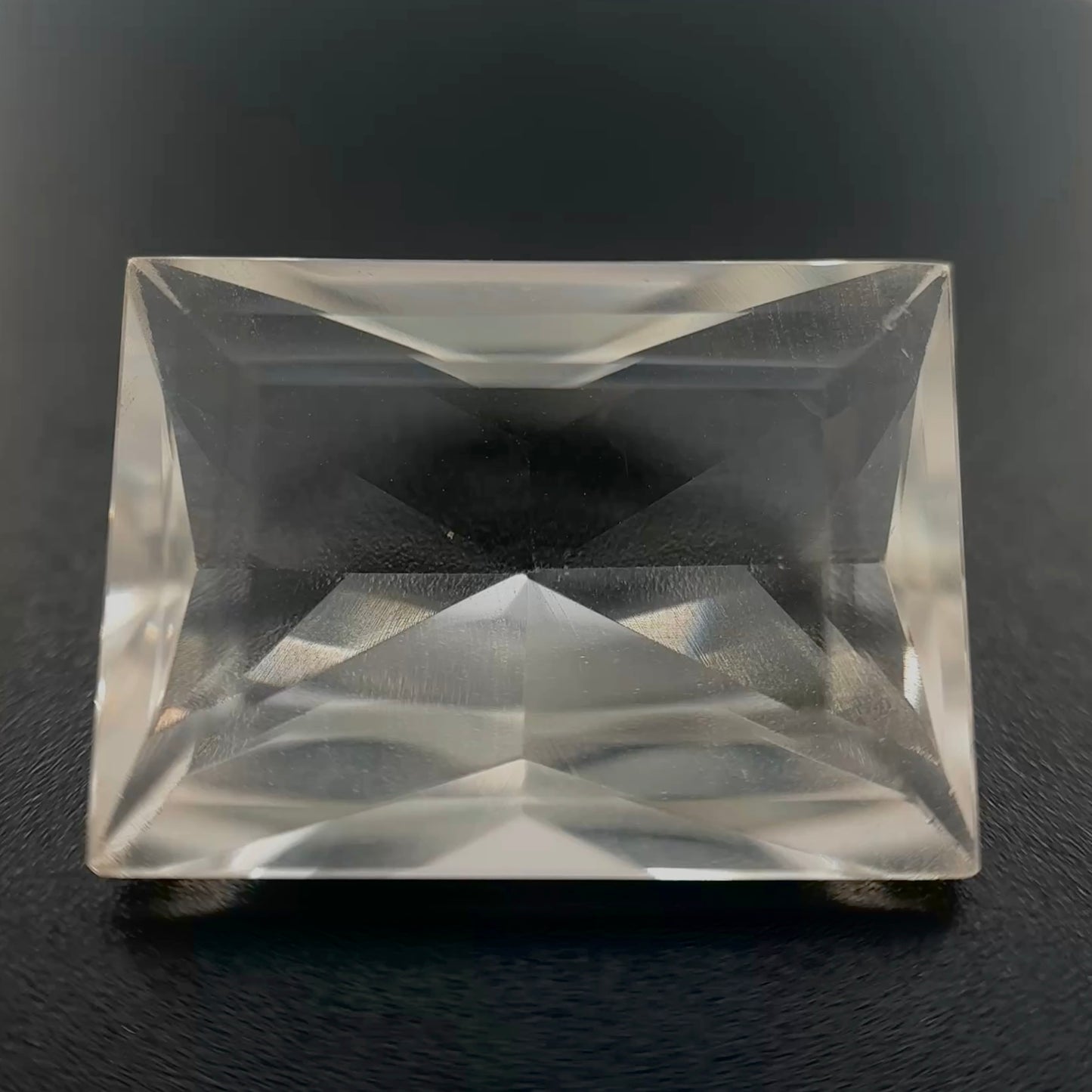 Quarzo Ialino Naturale Baguette 13.20ct – Pietra Semipreziosa per Gioielleria