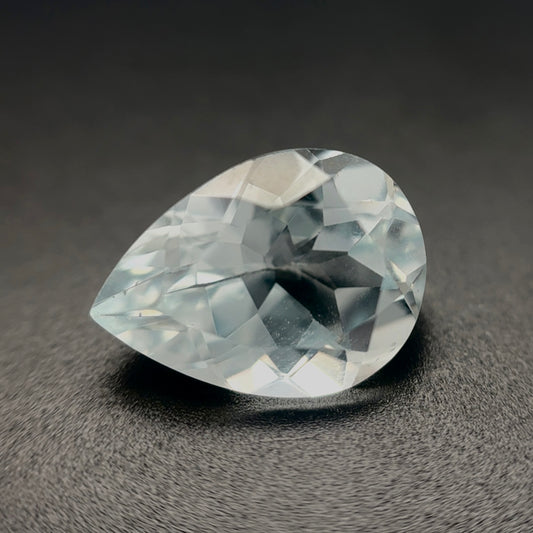 WHITE TOPAZ 🤍 CT 6.10