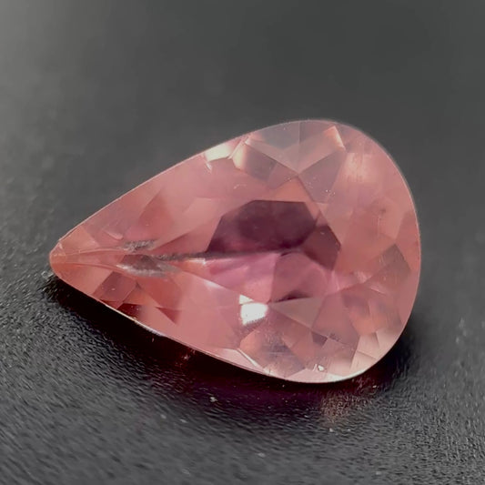 Tormalina Peach Goccia 2.60ct – Pietra Preziosa per Gioielleria