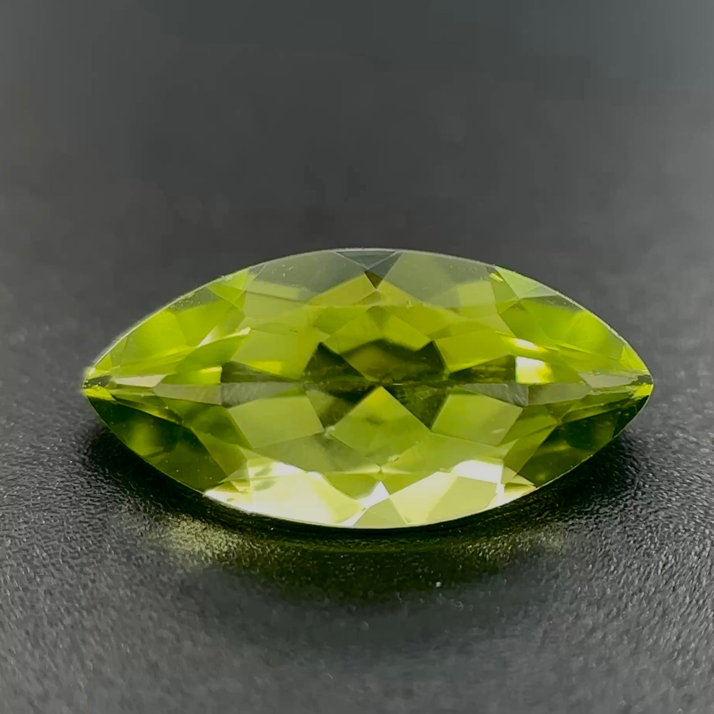 PERIDOT 💚 CT 1.80