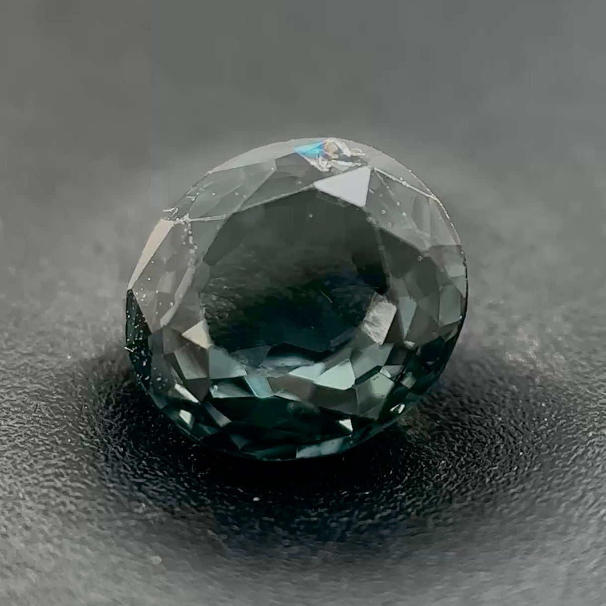SPINELLO GRIGIO 🩶 CT 0.95