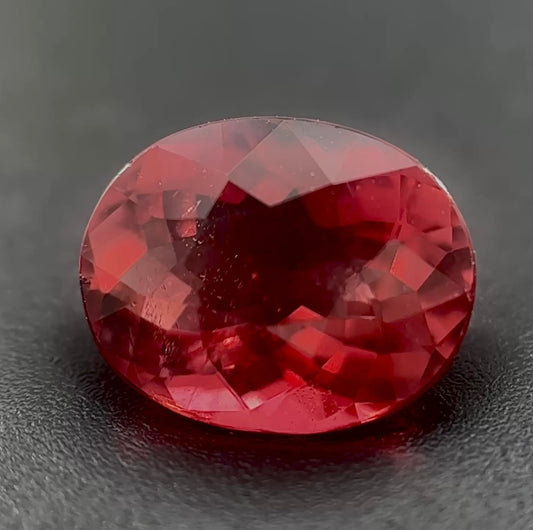 Tormalina Rossa Ovale 1.30ct – Pietra Preziosa per Gioielleria