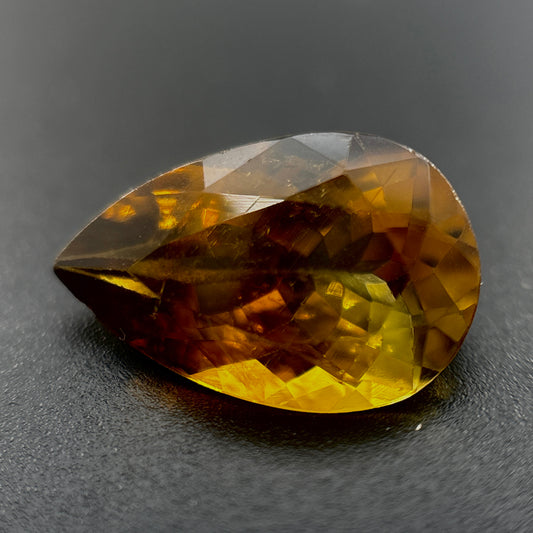 Tormalina Autumn Goccia 3.50ct – Pietra Preziosa per Gioielleria