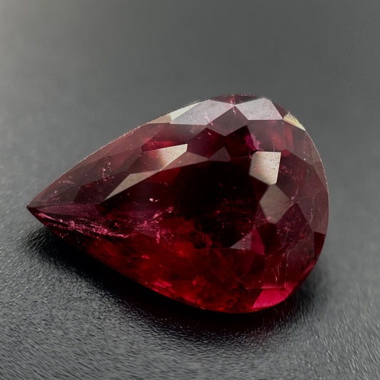 Tormalina Rossa Goccia 2.80ct – Pietra Preziosa per Gioielleria