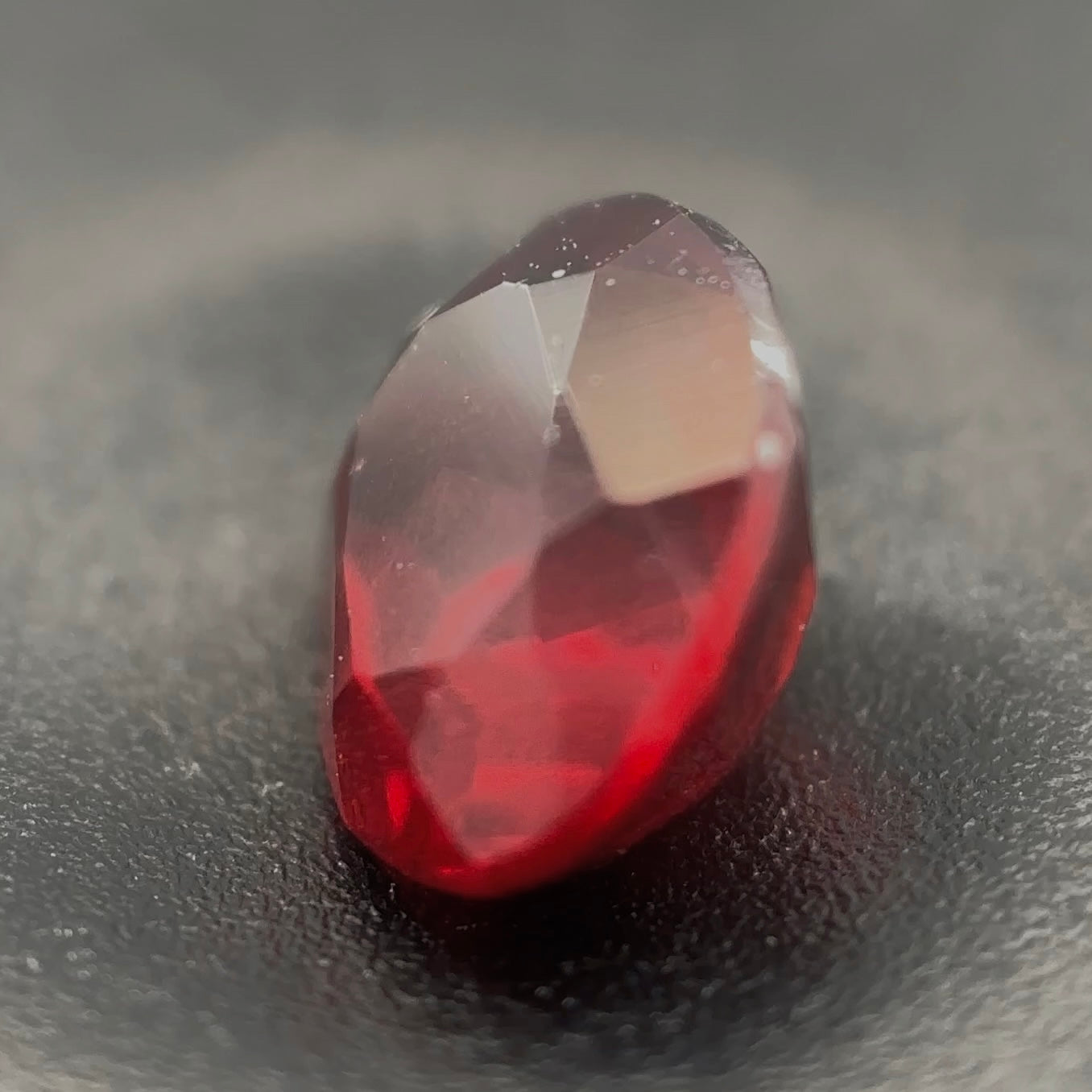 RED SPINEL ❤️ CT 0.80