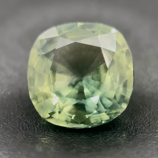 Zaffiro Verde Naturale Cushion 0.70ct – Pietra Preziosa per Alta Gioielleria