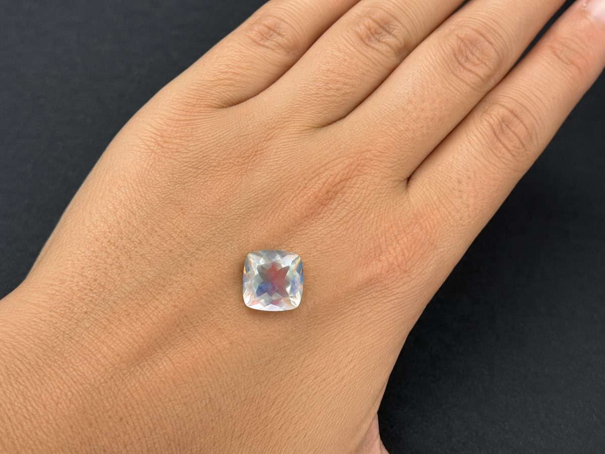 Moonstone Naturale Cushion 2.25ct – Pietra di Luna per Gioielleria