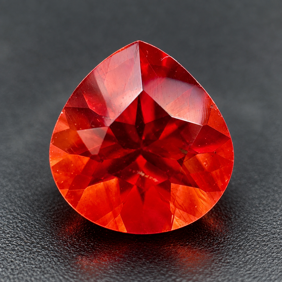 Andesina Naturale Goccia 1.00ct – Pietra Preziosa Rara per Gioielleria