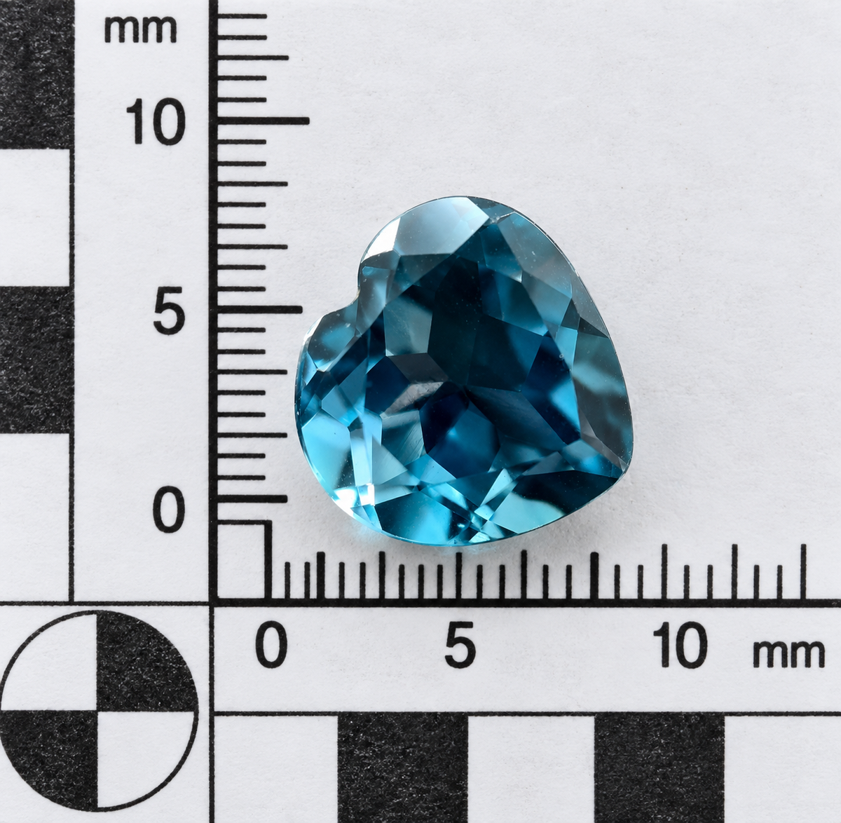 Topazio London Cuore 2.45ct – Pietra Preziosa per Gioielleria