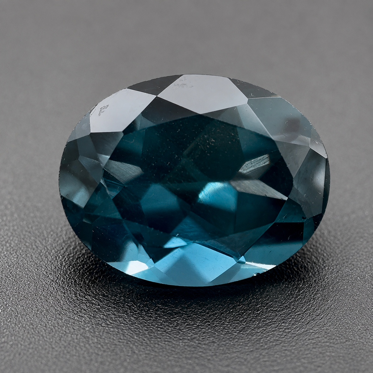 Topazio London Ovale 2.20ct – Pietra Preziosa per Gioielleria
