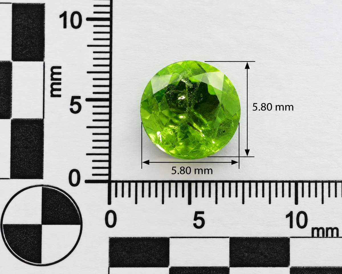 Tsavorite Naturale Tondo 0.90ct – Gemma Rara Verde per Gioielleria