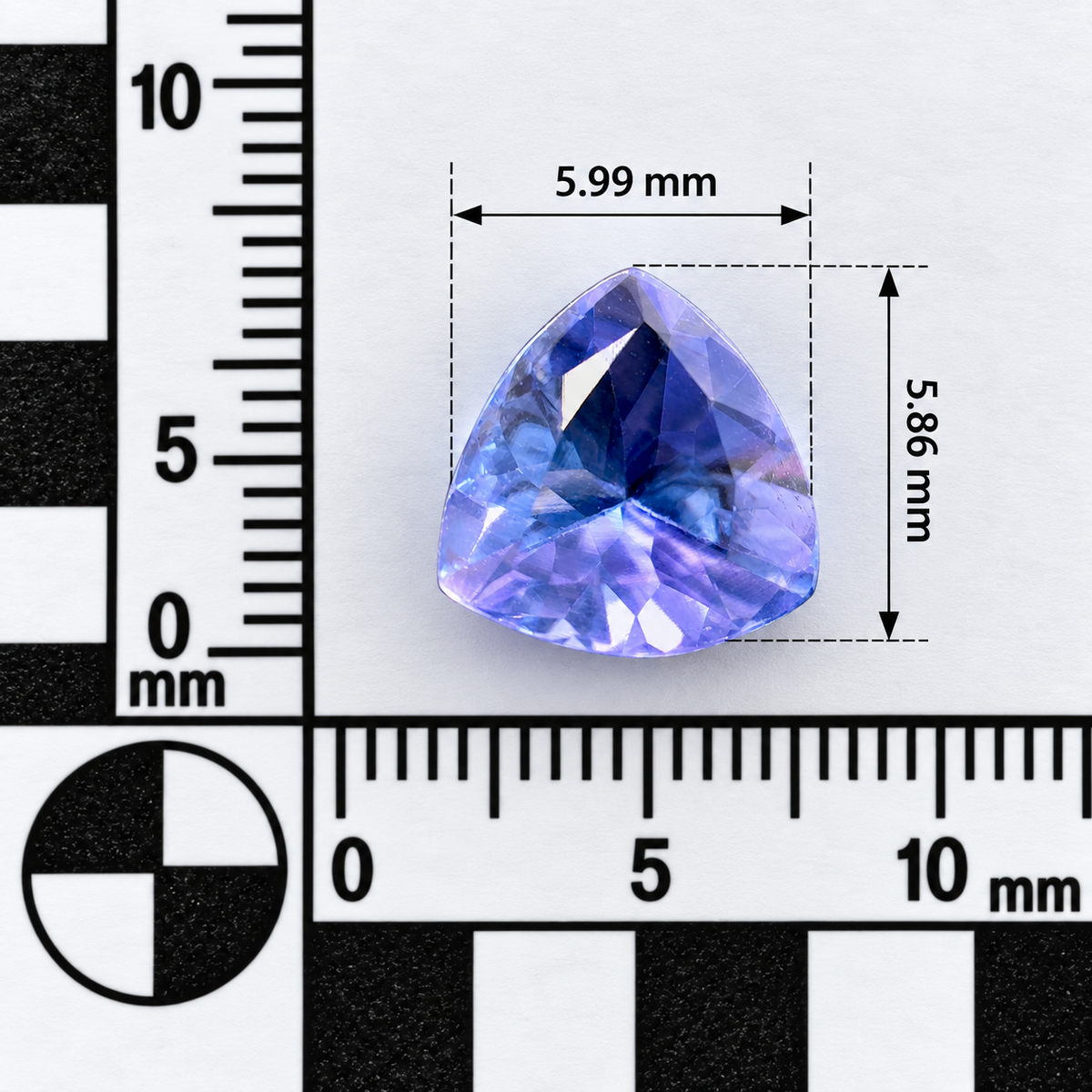 Tanzanite Naturale Trillion 0.75ct – Gemma Rara Viola per Gioielleria