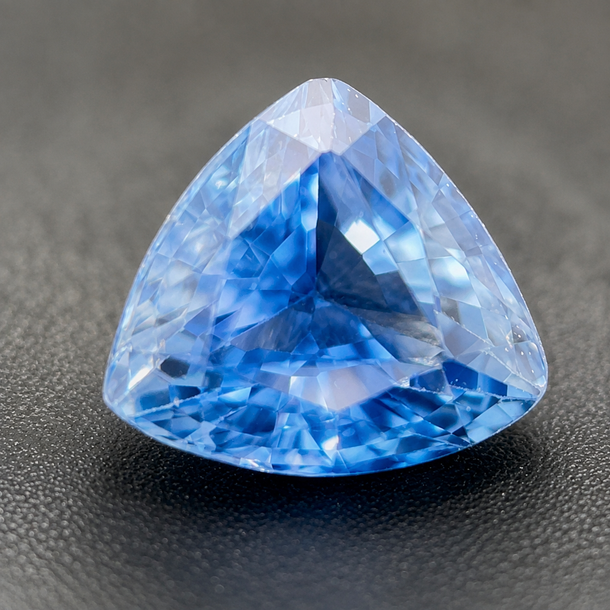 SAPPHIRE 💙 CT 0.65