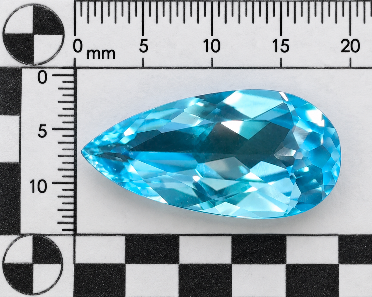 Topazio Sky Naturale Goccia 5.95ct – Pietra Preziosa Azzurra per Gioielleria