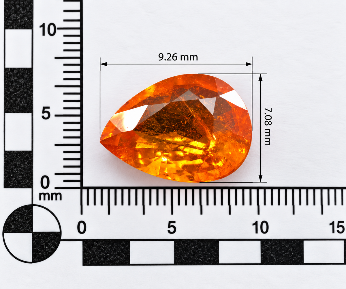 Spessartite Naturale Goccia 2.10ct – Granato Arancio per Alta Gioielleria