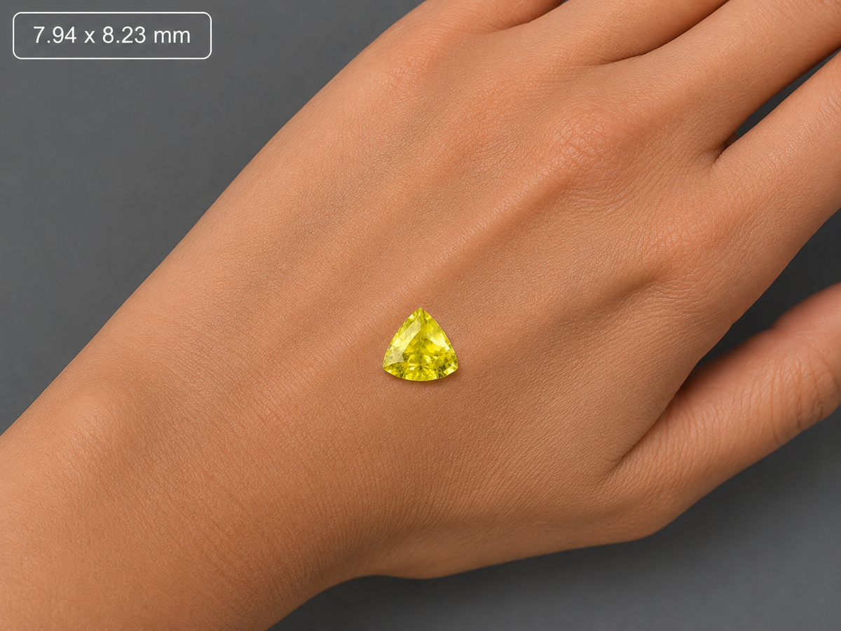 Sphene Naturale Goccia 1.90ct – Gemma Rara Dispersione Fuoco per Gioielleria