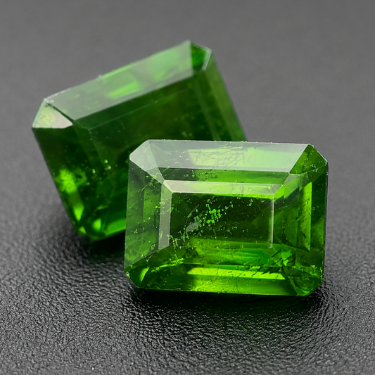 Cromodiopside Naturale Ottagoni 0.45ct – Gemma Verde Siberiana per Gioielleria